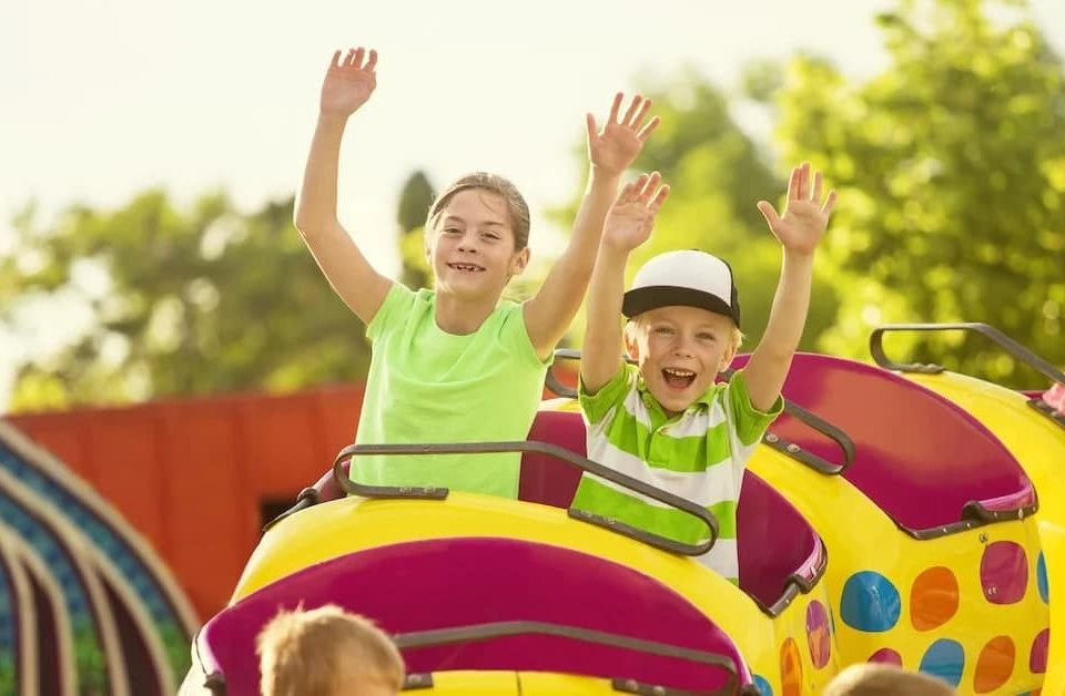 ۵ نکته طلایی برای حفظ ایمنی کودکان در شهربازی‌ها